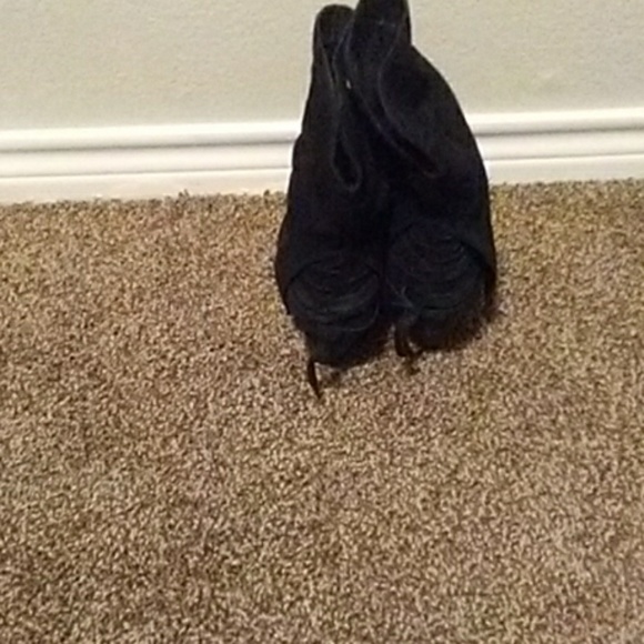 Naughty Monkey Black Suede Slouchy Mid-calves - Picture 3 of 4